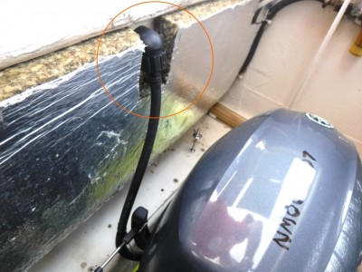 outboard lock down flush hose (4).JPG